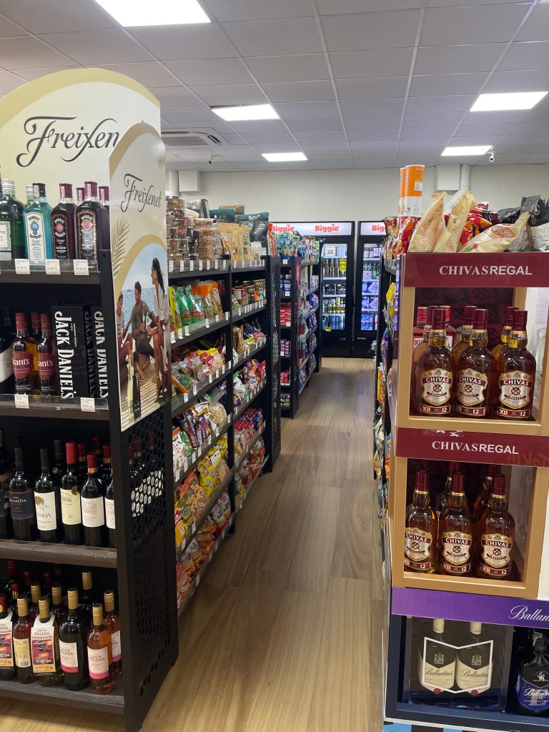 Supermarchés_Asuncion_Biggie_cafe